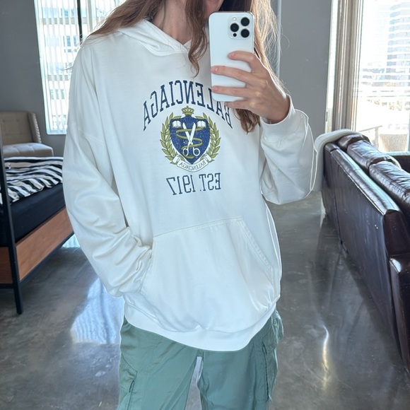 Balenciaga EST 1917 College Wide Fit Hoodie Unisex - Picture 10 of 16